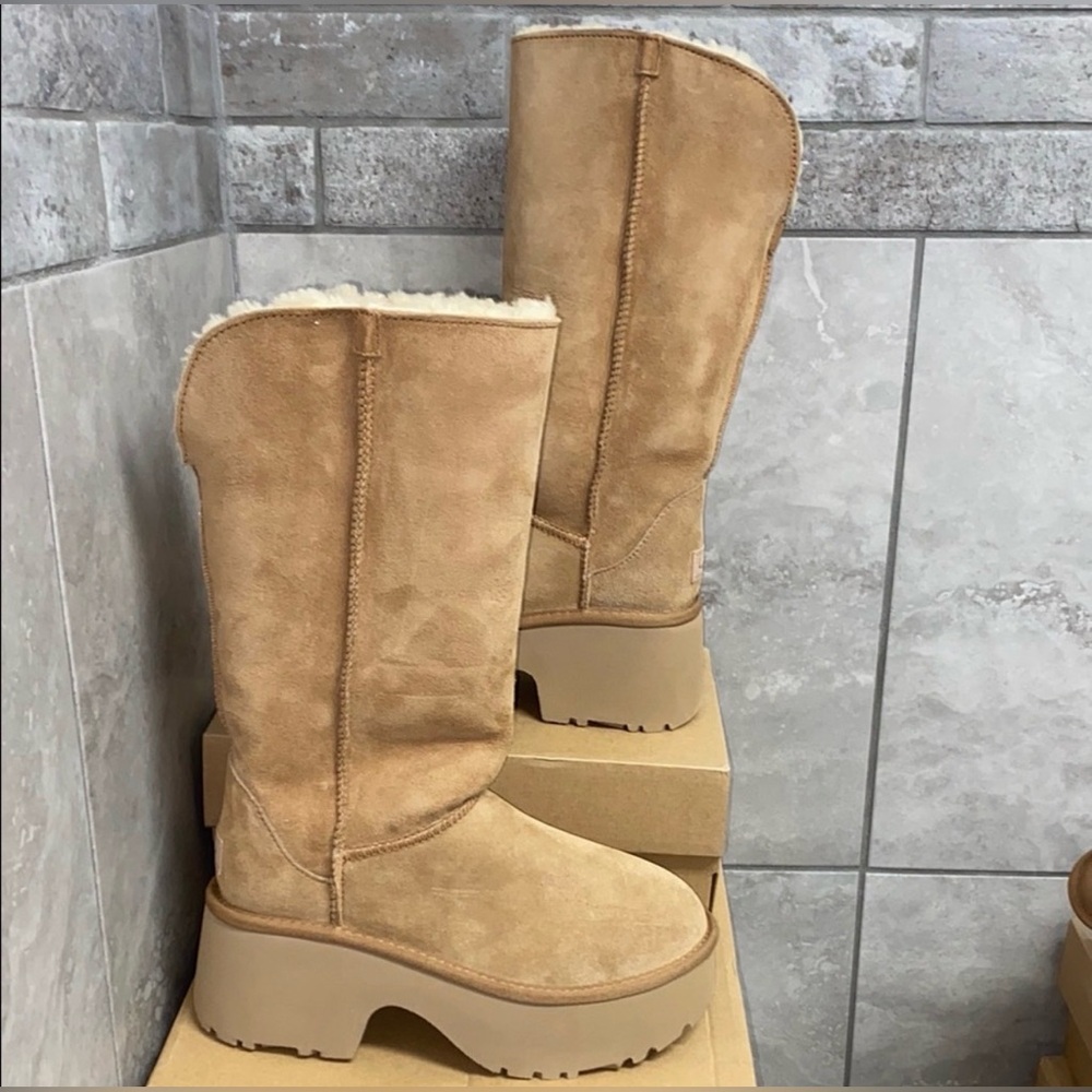 UGG CLASSIC NEW HEIGHTS CUFFABLE